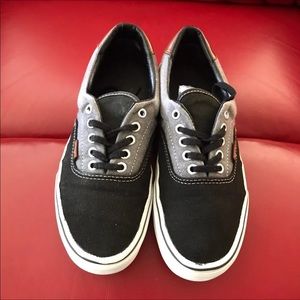 Vans Two Tone Black/Gray Leather Heel Sneaker